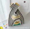 Tarjeta de regalo para el Día del Maestro, Flores, Bolso tejido a mano, Bolso de muñeca, Bolso de mano, Bolso tejido para mujer, Bolso tipo chaleco