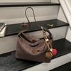 Bolso de Axila con Textura de Nicho Otoño e Invierno Bolso de Mujer 2025 Nuevo Bolso Cubo de Gamuza Bolso de Hombro Cruzado Simple