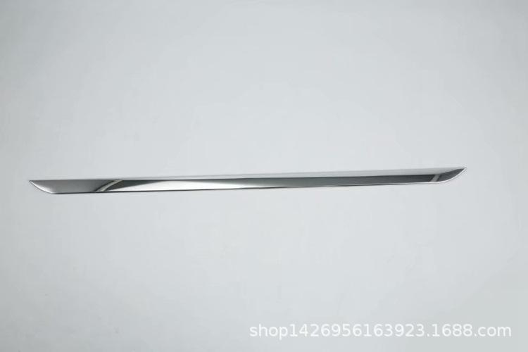 后饰条中 (1).jpg