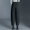 Pantalones de pana gruesos con forro polar para mujer, nuevo estilo otoño/invierno 2026, tiro alto, corte carrot, ajuste holgado, adelgazantes, largo cropped, pantalones casuales de moda y versátiles