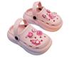 Sandalias de verano para bebé, antideslizantes, con dibujos animados de EVA, muy elásticas, con punta de oso de fresa