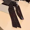 Bufanda Larga Delgada de Seda de Lunares para Mujer, Estilo Y2K Primavera y Verano, Bufanda Decorativa Versátil de Moda con un Toque de Lujo