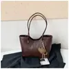 Nova Bolsa Tote Casual Texturizada Simples 2026, Bolsa da Moda e Tendência de Grande Capacidade, Bolsa de Ombro Feminina Cor Sólida Personalizada