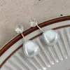 Nuevos Exquisitos Pendientes de Perlas Irregulares para Mujer Elegantes Únicos Diseño de Nicho Lujo Ligero Simples Versátiles Pendientes de Moda