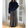 Enviado. Falda midi a rayas de corte ajustado estilo coreano para mujer, nueva colección de otoño, de cintura alta