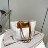 Bolsa de Lona Feminina Grande Capacidade 2025 Nova Bolsa Tote Popular Este Ano para Ir ao Trabalho Casual Bolsa de Ombro