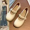 Sapatos Mary Jane de couro macio para mulheres, sapatos baixos de sola única, novo modelo outono 2026, slip-ons de uso bidirecional, adequados para combinar com saias, sapatos pequenos de couro delicados