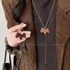 Cavalo Fofo~ Colar de Pônei de Veludo Cor de Café para Mulheres, Versátil para Outono e Inverno, Corrente de Suéter com Acessórios de Design Único