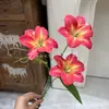 3 Lirios y Lirios de Día Artificiales, Flores de Seda, Flores Artificiales para Bodas, Arreglos Florales de Alta Gama al por Mayor, Decoraciones para Sala de Estar