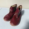 2022 outono e inverno transfronteiriço novo comércio exterior tamanho plus size botas curtas Martin botas femininas sola plana babado zíper lateral cor sólida sapatos femininos