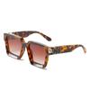 86229 Gafas de Sol de Marco Grande Igual de Rojo de Internet Europeo y Americano Gafas de Sol de Moda Millonaria para Mujer Gafas de Sol para Hombre
