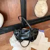 Bolsa tote retrô grande capacidade transfronteiriça para mulheres, nova coleção outono/inverno 2026, bolsa de ombro simples e fashion, adequada para o trabalho e uso diário