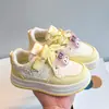 Sapatos Infantis de Moda Popular para Meninas, Estilo Princesa de Primavera com Solado Macio, Tênis para Meninas, Sapatos de Skate para Crianças Mais Velhas, Novo Modelo 2026