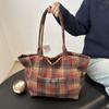 Bolsa tote xadrez de grande capacidade estilo coreano transfronteiriça feminina 2025 nova bolsa simples de axila estilo universitário bolsa de ombro casual