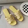 2022 chanclas mujer verano planas moda chanclas comercio electrónico transfronterizo venta caliente trenzado diamante con sandalias de color liso