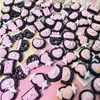 Mini Serie Pequeña Negra Accesorios de Resina DIY Pegamento Cremoso Funda de Teléfono Accesorios para el Cabello Pasador Pendientes Accesorios para Pulsera