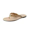 2026 Nuevas Chanclas de Agua Chanclas para Mujer Exteriores Planas Ligeras Sandalias de Lujo con Pedrería Super Populares de Celebridad de Internet Zapatos de Playa Simples