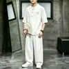 Traje Masculino de Algodão e Linho Bordado Estilo Chinês para o Verão 2026 com Gola Alta e Fechamento por Botões, Conjunto Casual de Duas Peças Estilo Tang Chinês Novo