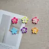 Nueva Serie de Flores de Cinco Pétalos Coloridas de Flor de Durazno Accesorios de Resina para Manualidades con Pegamento de Crema, Pinzas para el Cabello, Fundas para Teléfono y Zuecos