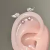 Piercing de Cartilagem Orelha Hélice Rosqueável Asas de Diabo Finamente Brilhantes Microincrustado Exquisito de Nicho