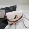 Bolsa Simples Fashion Retrô para Mulheres 2026 Nova Primavera Bolsa Quadrada Pequena de Alto Padrão Bolsa Transversal Versátil de Nicho Francês