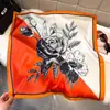 Pañuelo de Seda Floral Vintage Estilo Boceto para Mujer, Pañuelo Cuadrado de Seda de Imitación con Bloques de Color, Delgado y Versátil para Primavera y Verano, Se Puede Usar como Bufanda para el Cuello o Lazo para el Cabello
