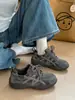 Versión de Cuero Suave~Zapatos Nuevos de Otoño 2025 para Mujer con Aumento de Altura Oculto, Tenis Gat Retro Versátiles, Tenis Casuales