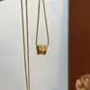 Collar Minimalista de Alto Gama Estilo Francés con Zirconia y Diseño de Cintura Pequeña, Diseño de Nicho, Temperamento de Lujo Ligero, Cadena Versátil para la Clavícula para el Trabajo