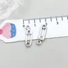 Máquina de Coser de Simulación Transfronteriza Hilo Aguja Llavero DIY Collar Pendientes Colgante Pequeño Aleación Adorno Colgante Accesorios
