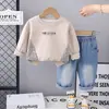 Roupa de Primavera para Meninos Conjunto Comércio Exterior Nova Roupa de Primavera e Outono para Bebê Roupa Infantil Costura Letras Gola Redonda Manga Longa Duas Peças Tendência