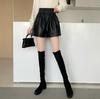Shorts de couro para mulheres plus size 2023 novo outono e inverno soltos tamanho grande emagrecedor casaco moda estilo coreano calças de couro de linha A