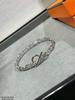 V Ouro Edição Alta Aima Pulseira Nariz de Porco Vazado Joker Moda Estilo Europeu e Americano Banhado a Ouro 18K Pulseira H com Diamante