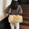 Bolsa de Viagem para Mulheres Estilo Coreano Grande Capacidade Versátil Leve Bolsa de Bagagem para Curta Distância Bolsa de Bagagem para Fitness Bolsa Transversal Casual Cor Sólida