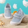 Novos Sapatos de Malha Respirável para o Verão de 2026, Sapatos Brancos para o Campus, Sapatos de Malha Frescos Slip-On para Esportes no Jardim de Infância, Venda por Atacado do Fabricante