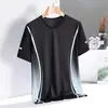 Camiseta Masculina de Seda Gelada Manga Curta Verão Top Fino Respirável Solta Gola Redonda Esportiva Casual Tamanho Grande Secagem Rápida Meia Manga