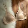 CynL Leche Satén Francés Cuello en V Profundo Ropa Interior Mujer Verano Tirantes Finos Copa Triángulo Sin Costuras Pecho Pequeño Sujetador Fino Sin Aros