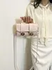 Bolsas de Alta Gama para Mujer 2026 Nuevo Estilo Bolso de Hombro para el Trabajo Moda Bolso de Hombro Cruzado Simple Bolso Cuadrado Pequeño de Lunares