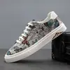 Sapatos Masculinos 2026 Novo Estilo Primavera Estilo Chinês Respiráveis Sapatos Xadrez Cadarço Sapatos Masculinos Baixos Tênis Casuais Masculinos de Lona