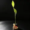 Empratamento de Banquete Rural Estilo Chinês com Flores e Plantas Artificiais, Decoração de Bandeja Artística para Hotel, Embelezamento Criativo de Pratos Frios e Sashimi com Flores Pequenas