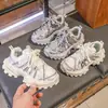 Zapatillas de malla única tipo "dad shoes" para niños, nuevo modelo primavera y otoño 2026 para niñas, transpirables, ligeras, con suela gruesa, zapatillas versátiles casuales