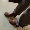 Botas femininas curtas feitas de couro bovino de primeira qualidade com saltos grossos, de altura média, novo estilo outono e inverno, bico quadrado, zíper lateral, acabamento lavado desgastado