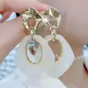 Pendientes Metálicos Cuadrados de Diamante Geométrico Estilo Ligera Lujo Gama Alta Combinan con Todo Moda Pendientes Estilo Hong Kong Retro Pendientes de Nicho