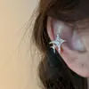 Pendientes de Clip Estilo Coreano con Estrella de Circonita, Lujo Ligero, Brazaletes de Oreja Simples y Elegantes, de Gama Alta, Exquisitos, Versátiles para Mujer