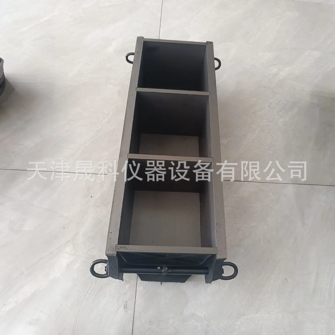 100方三联铁试模 (11)