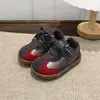 2026 Zapatos Nuevos de Algodón para Niños, Estilo Coreano, Superficie de Cuero, Zapatos Deportivos para Niños Pequeños, Zapatos Bebé Forrest Gump 6831