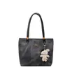 Bolsa Tote de Ombro Grande Capacidade com Textura Retrô Feminina 2025 Novo Estilo Coreano Moda Cor Contrastante Bolsa de Ombro para o Dia a Dia Tendência