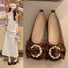Zapatos Planos Anchos para Mujer para Uso en Exteriores, Nueva Moda Versátil de Suela Blanda Estilo Mary Jane para la Noche Mocasines 2026