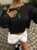 Sudadera corta de estilo europeo y americano para mujer, hombros descubiertos, color liso, hombros caídos, manga larga, holgada, hombro asimétrico, top corto casual para primavera y otoño