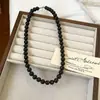 Collar de Perlas Negras Estilo Fiebre para Mujer 2024 Nuevo Modelo Cadena para Clavícula Choker de Personalidad de Lujo Ligero Estilo Popular de Ins
