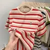 Camiseta de Manga Corta con Bloques de Color a Rayas, 95% Algodón, 5% Elastano, con Elegante Diseño Bordado, Corte Holgado y Moderno, Parte Superior Versátil de Retazos